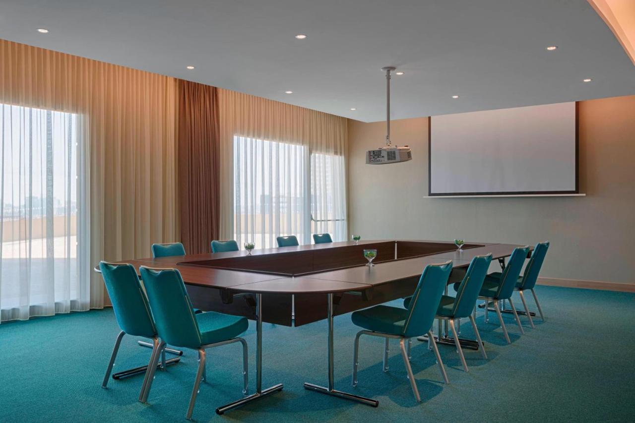 Four Points By Sheraton Οράν Εξωτερικό φωτογραφία